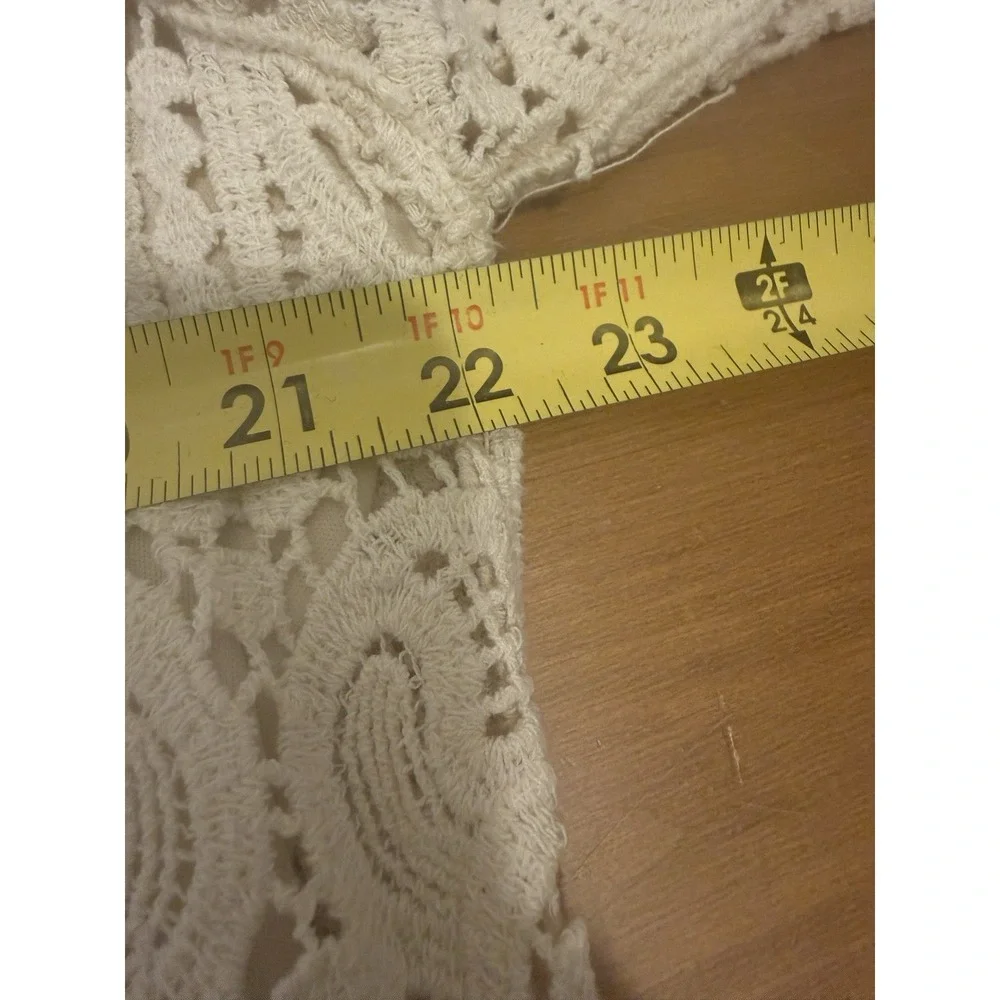 ADIVA Cream Crochet Lace V Neck Tunic Top Plus Size 1X - Picture 4 of 5